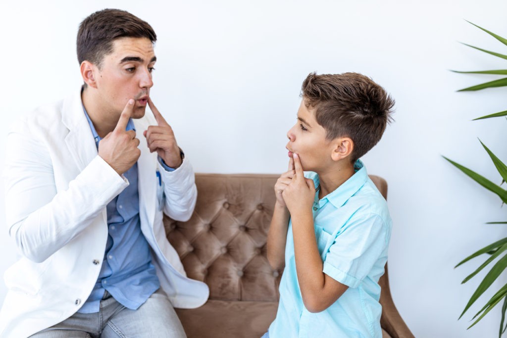 علل اختلالات گفتاری